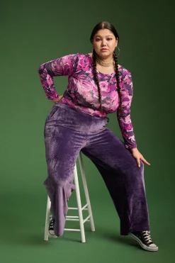 BODY HUGO PURPLE FLOWERS