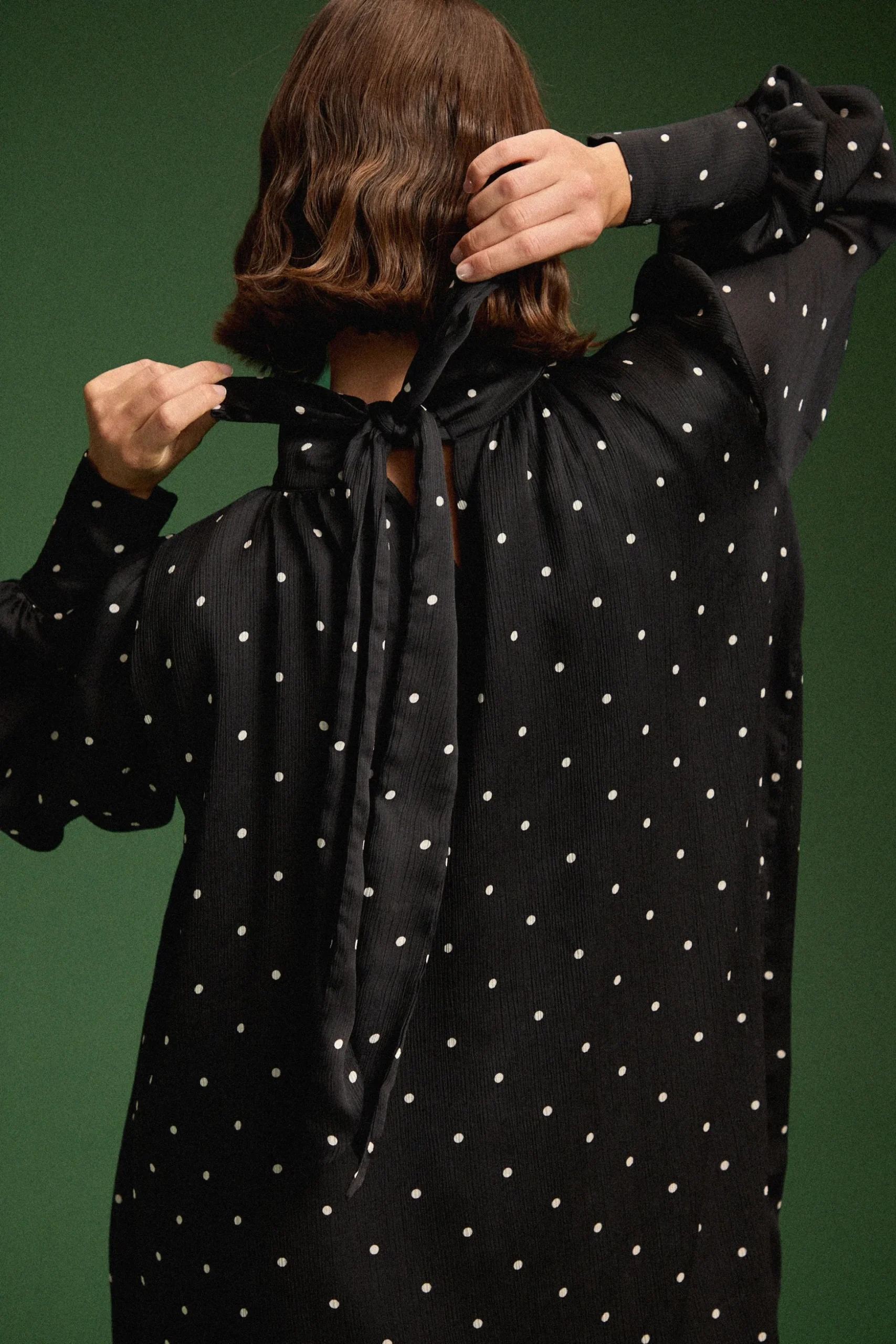 ROBE ROMINA BLACK POLKA