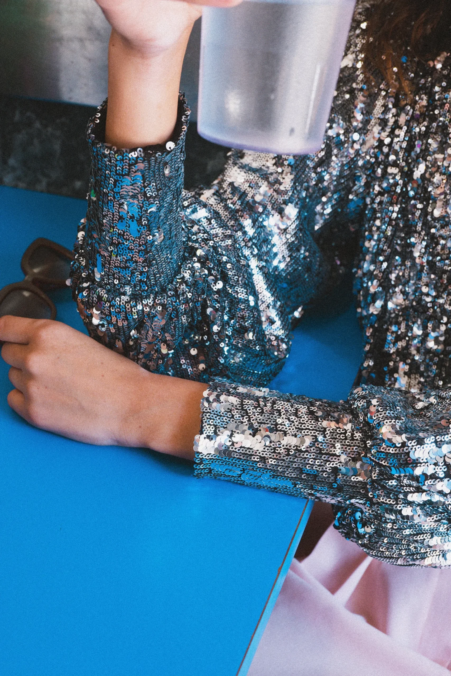 TOP NOAH SEQUINS DISCO